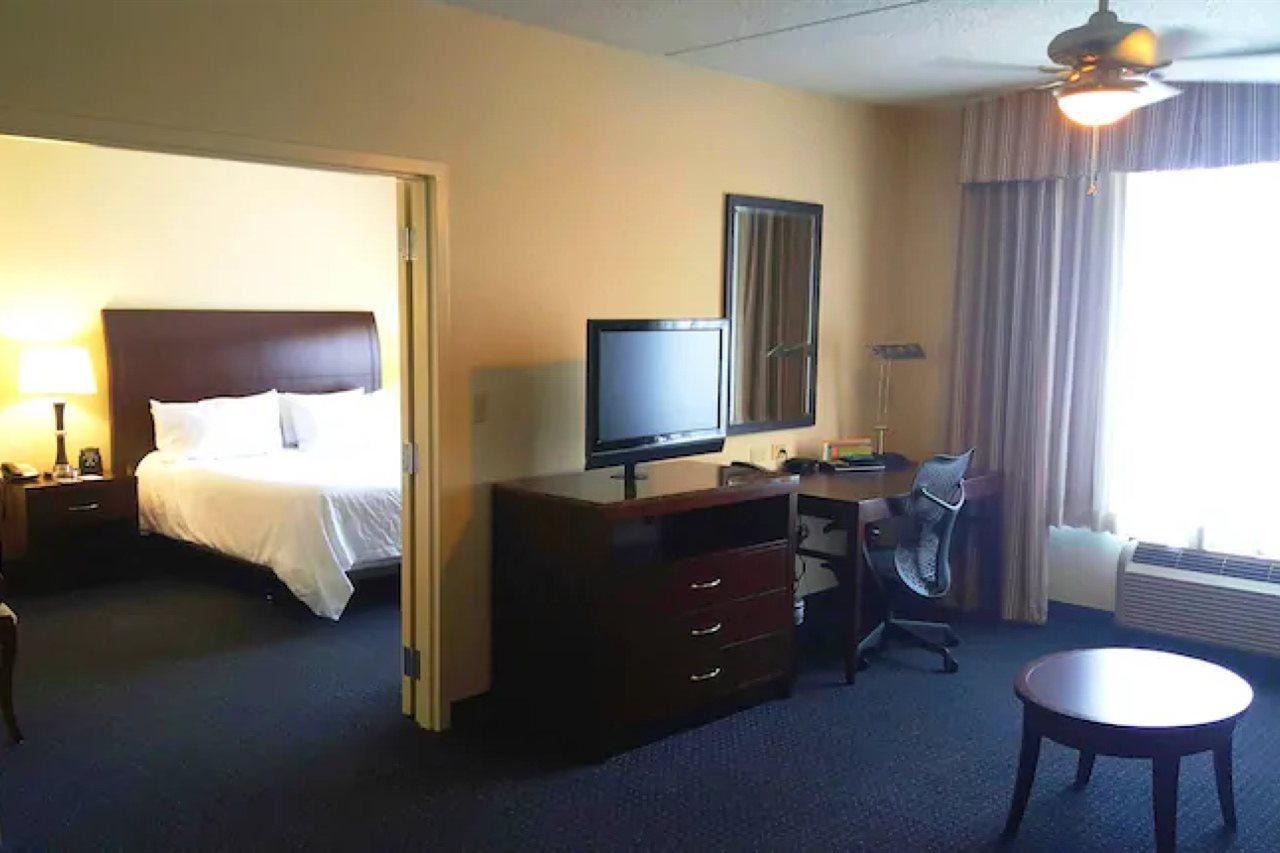 Hilton Garden Inn Lexington Джорджтаун Экстерьер фото