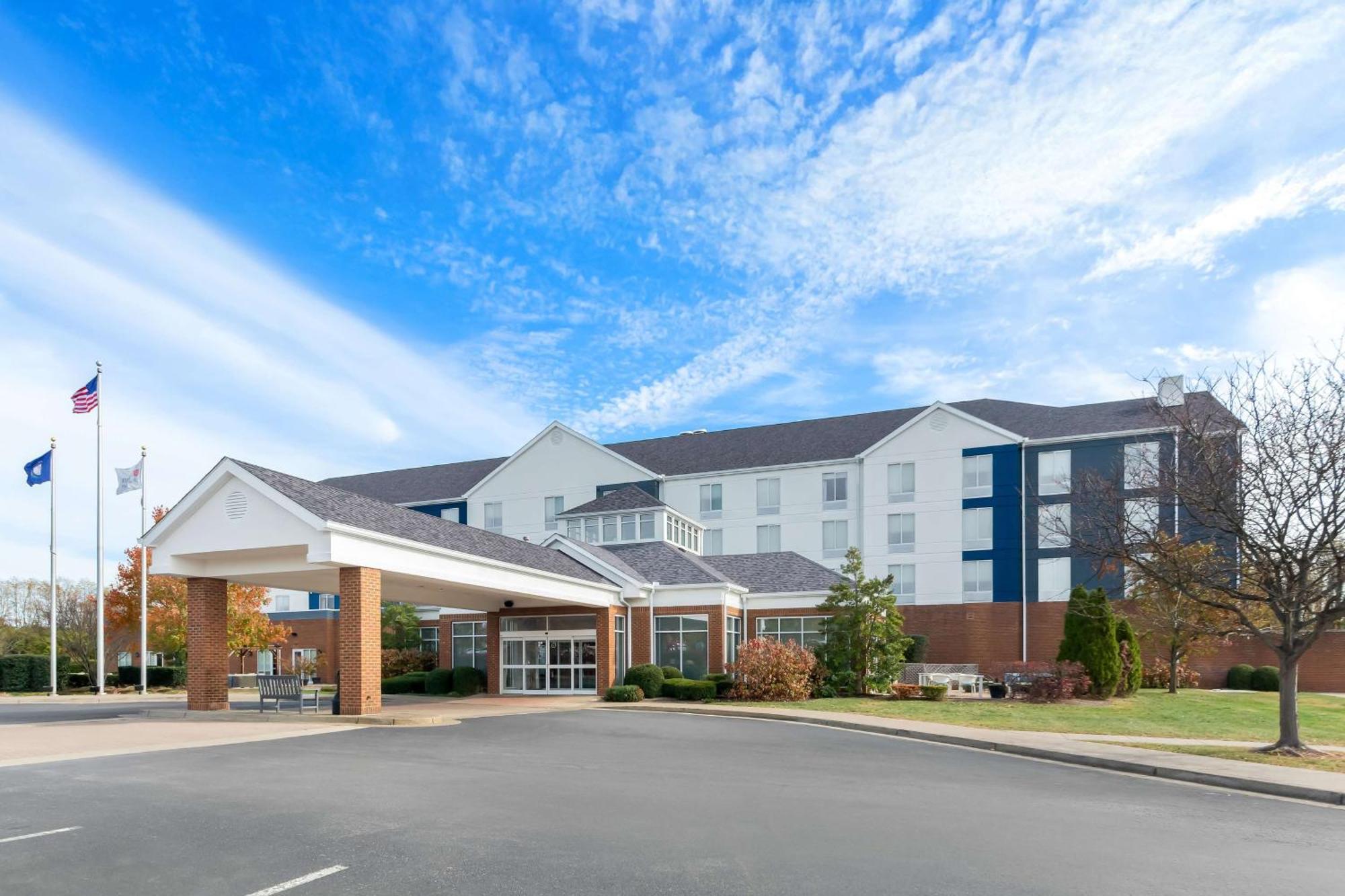 Hilton Garden Inn Lexington Джорджтаун Экстерьер фото