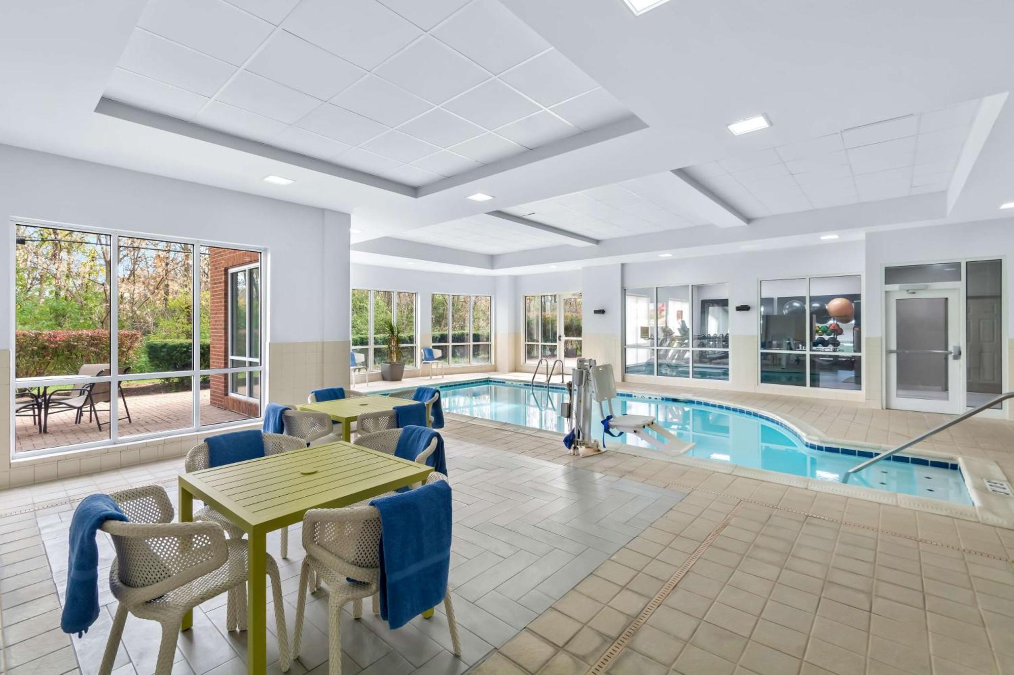 Hilton Garden Inn Lexington Джорджтаун Экстерьер фото